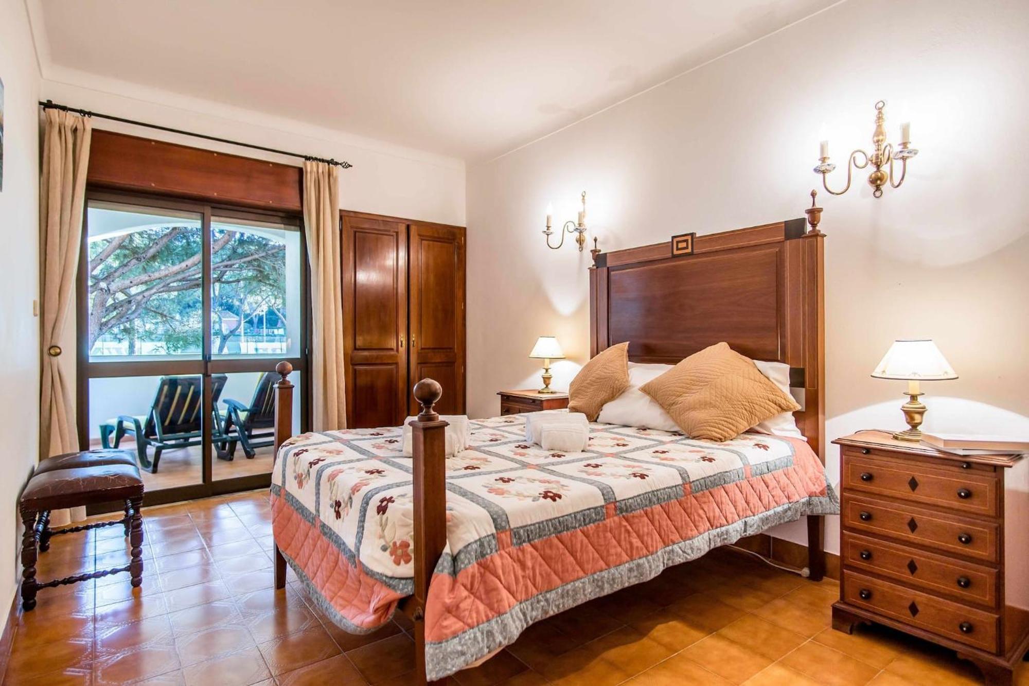 Casa Falesia T2 - Garden View - 5 Min From The Beach - Wifi Olhos de Agua  Exterior photo